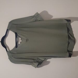 Loft Woven V-Neck Top Size Large